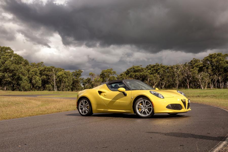  Alfa Romeo 4C Spider (960) 2015 года  (AU) (фото 28 из 40)